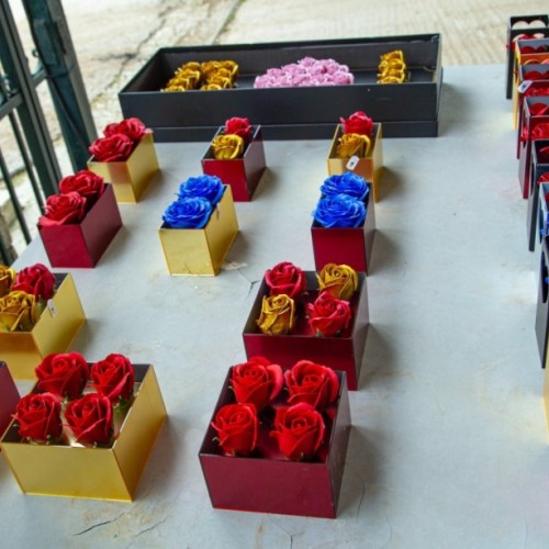 Love Roses Box Deluxe