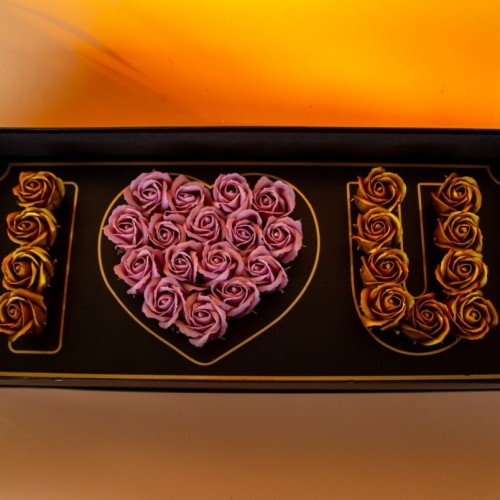 Love in Every Form – Καρδιές, Καμπάνες και Λουλουδένια Μηνύματα I ❤️ U