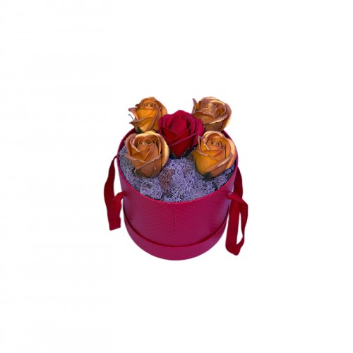 Πολυτελές Flower Box Με Αρωματικά Τριαντάφυλλα Σαπουνιού