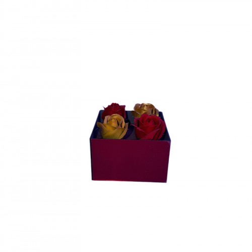 Τετραπλό Κουτί Plexiglass Και Αρωματικά Τριαντάφυλλα Σαπουνιού